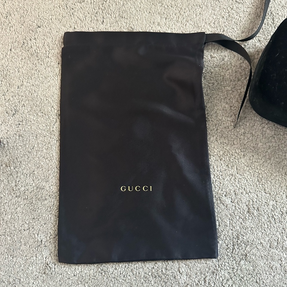 Gucci Brown Tortoise Shell Square Sunglasses with Velvet Case and Dust Bag - Picture 12 of 13